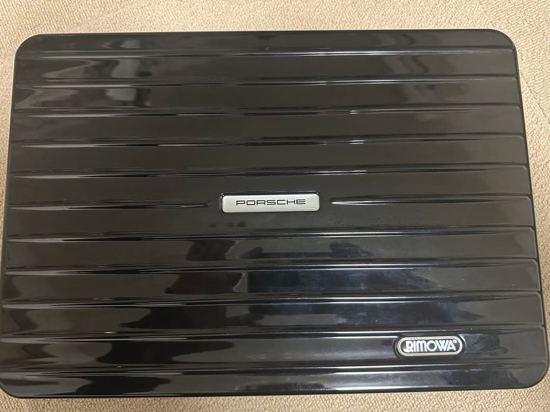 カ*ん様 超希少 RIMOWA × PORSCHE PCケース ブラック 2026年最新】ポルシェ rimowaの人気アイテム - メルカリ