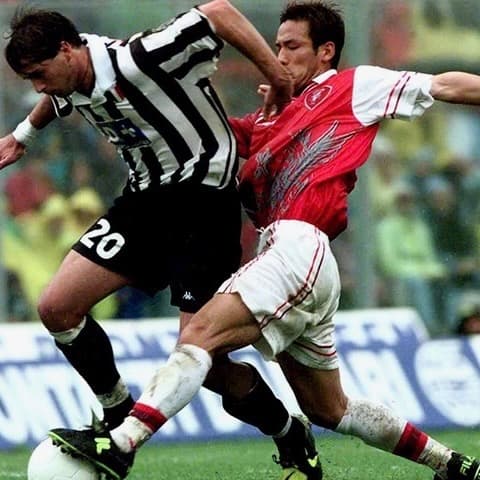 98-99 中田英寿 ペルージャ イタリア製 - メルカリ