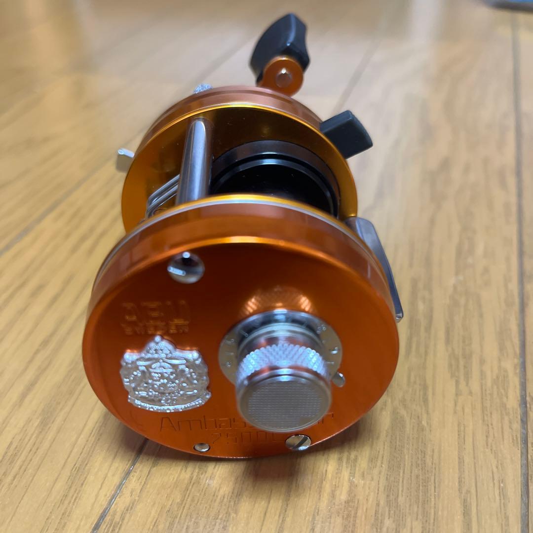 Abu Garcia 2500cサンセットオレンジ - メルカリ