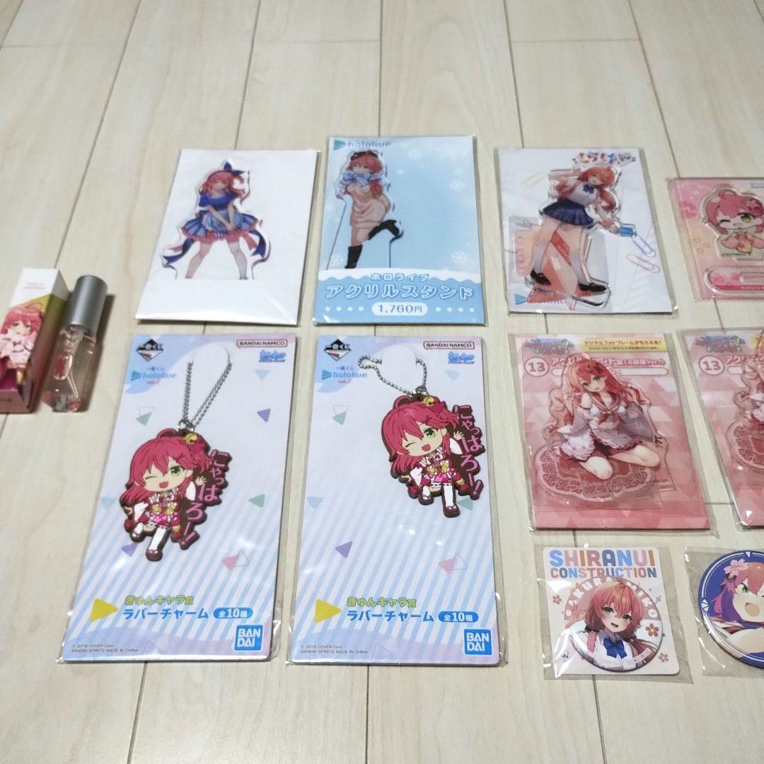 ホロライブ　さくらみこ　アクスタ　キーホルダー　　缶バッジ　グッズ　19個セット