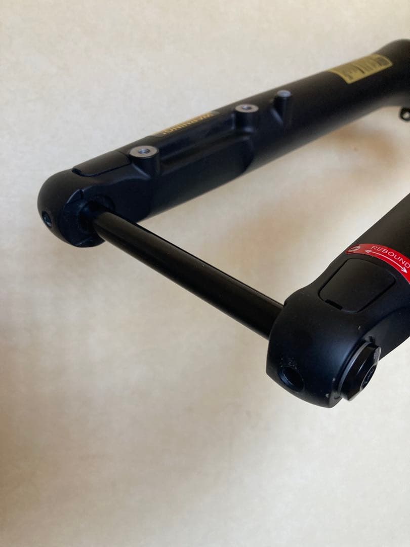 サンツアー GVX32-E グラベルフロントショック サーリー ブルーラグMRP