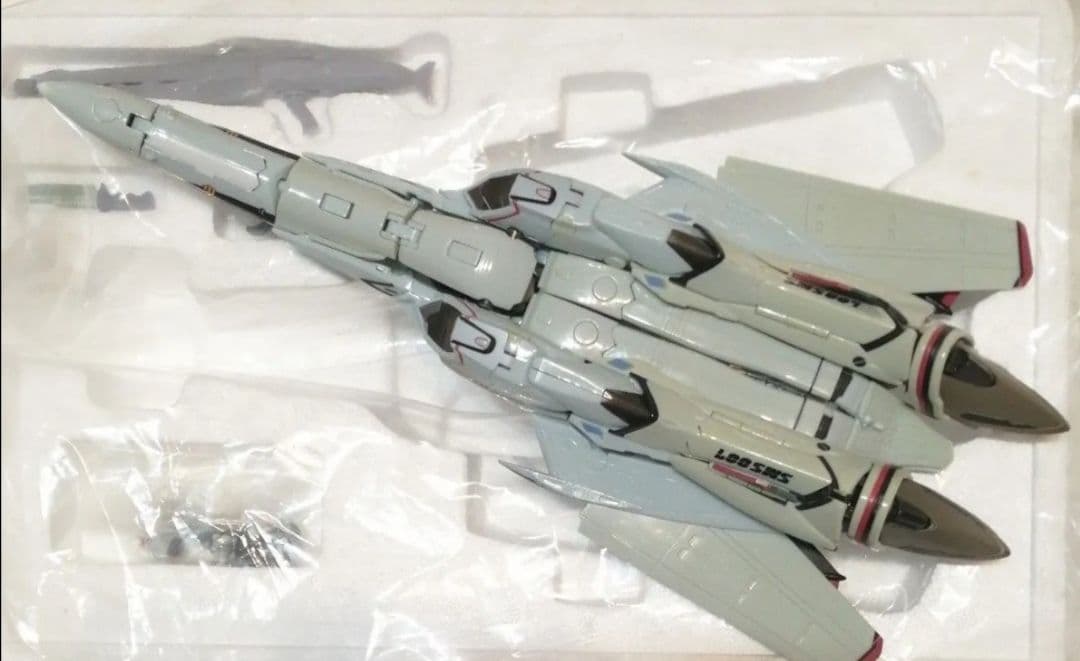 DX超合金VF-25Fスーパーメサイヤバルキリー（早乙女アルト機）