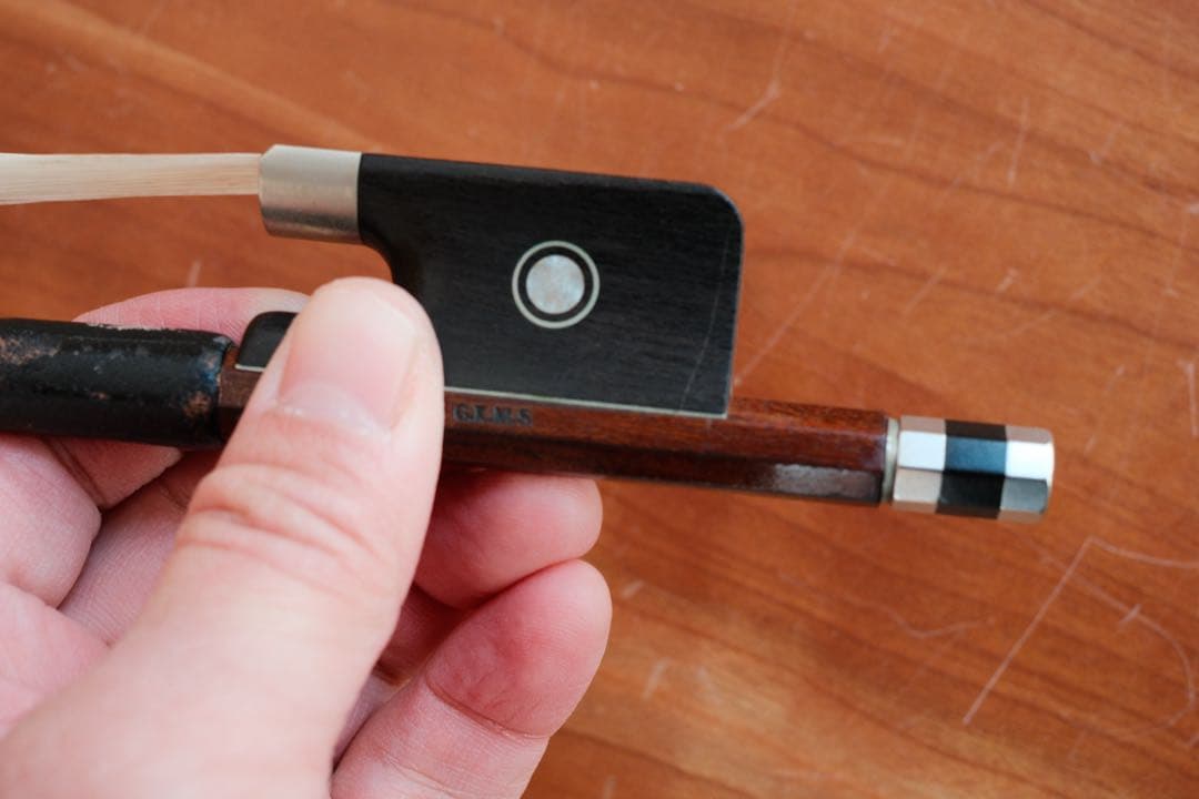 【ハードケース付】チェロ弓 F.Vincent A Lyon（角弓） 81.1g