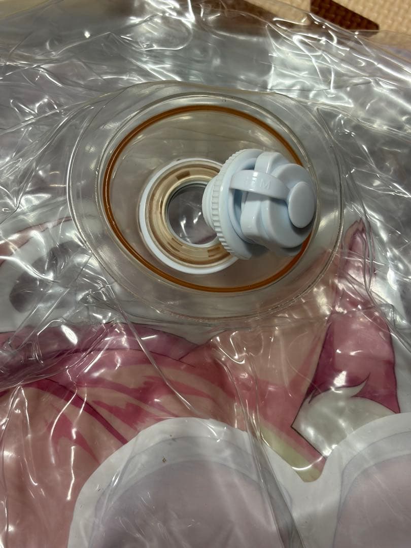 同人パンチング 空気ビニール フロート 浮き輪 - メルカリ