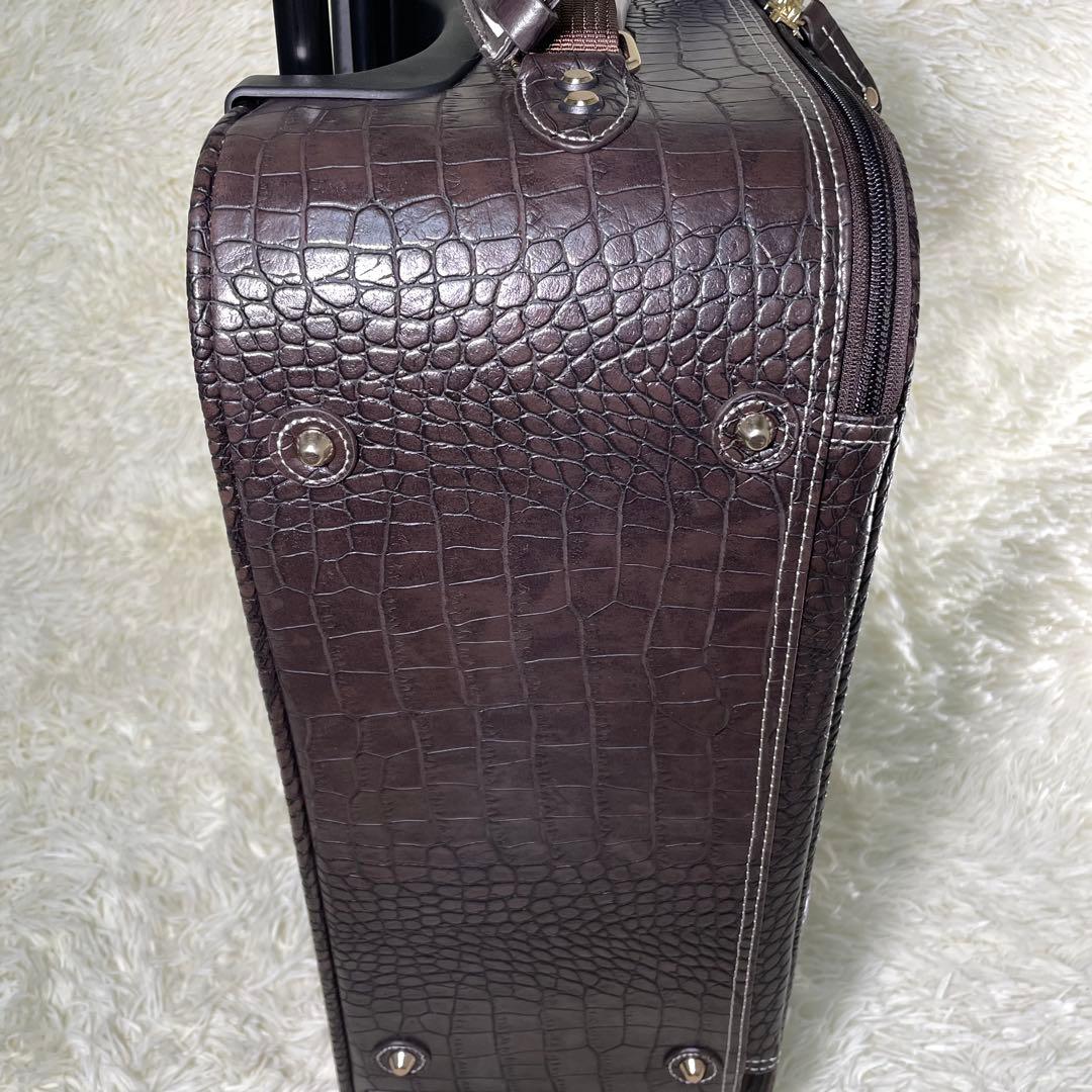 SWANY スワニー クロコ型押し キャリーバッグ ダークブラウン - メルカリ