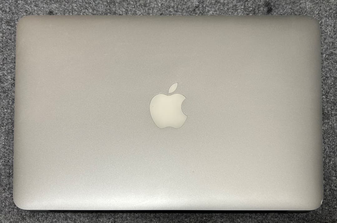 y.MacBook Air 2015 1.6Ghz 128Gb USキー