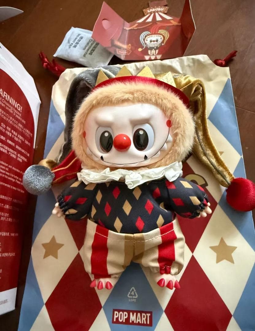 POPMART 正規品WHY SO SERIOUS ラブブ スーパーシークレット - メルカリ