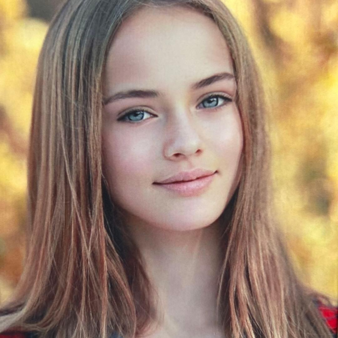 クリスティーナ・ピメノヴァ サイン 写真 世界一の美少女 - メルカリ