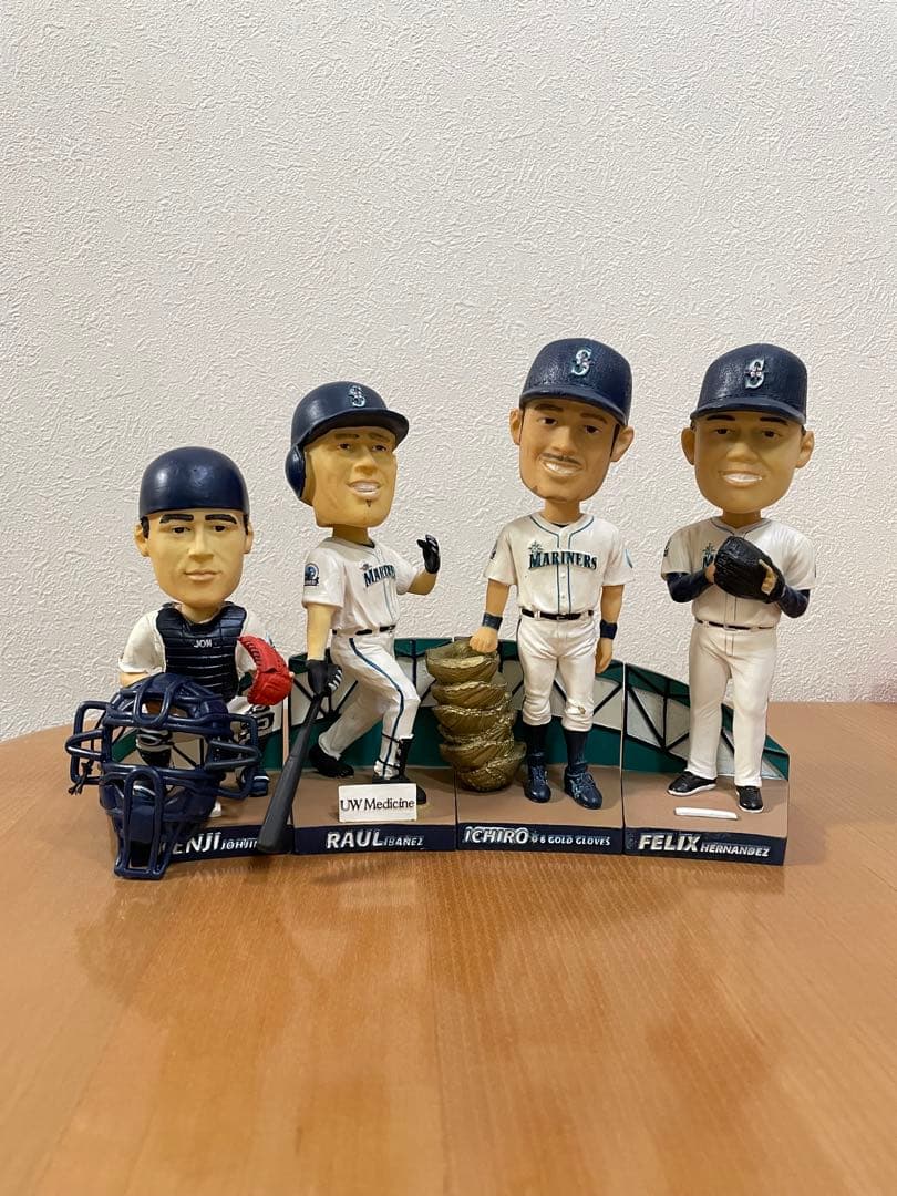 2007 イチロー球場配布ボブルヘッド人形　城島含む4体コンプリート 2007 イチロー球場配布ボブルヘッド人形 城島含む4体コンプリート