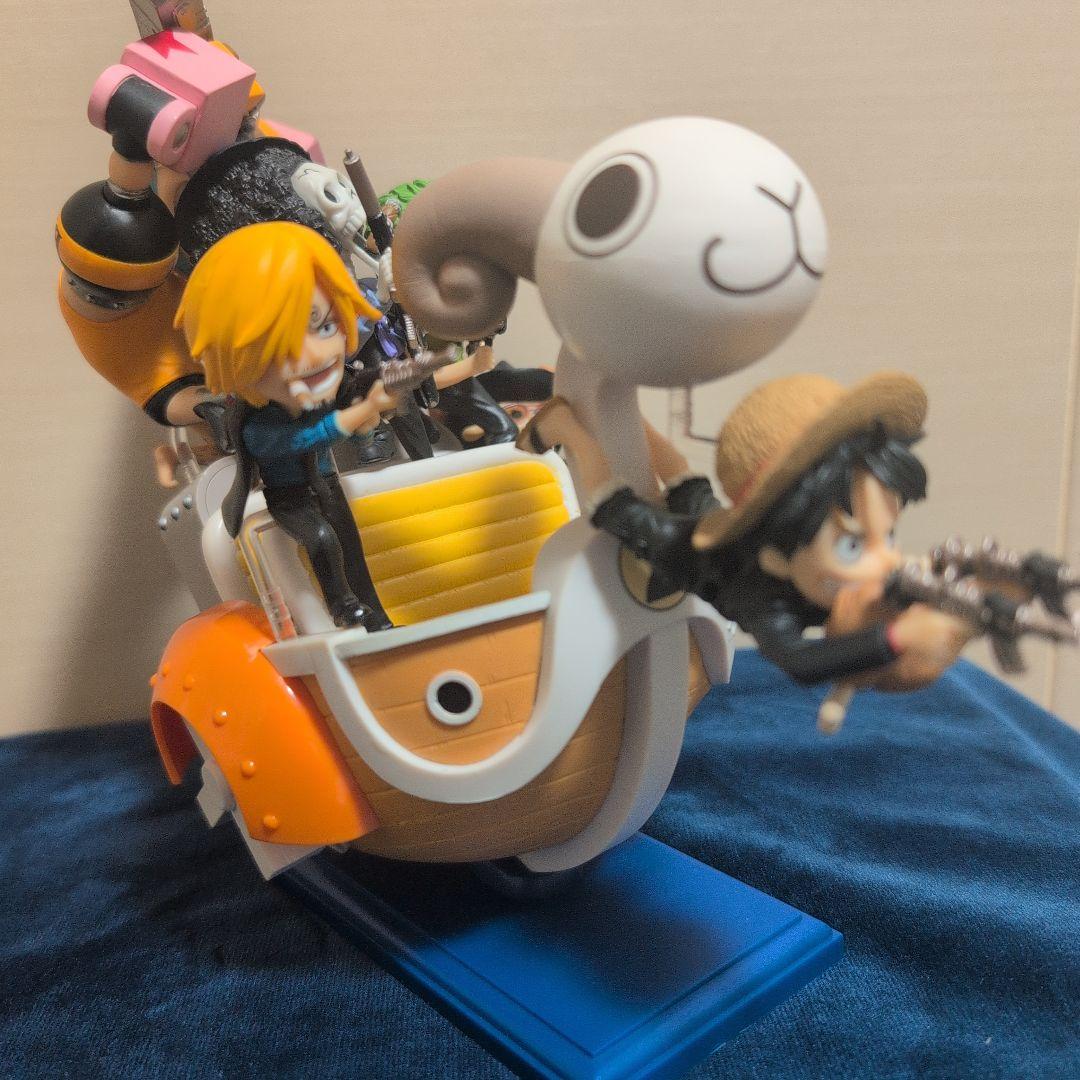 ワンピースワールドコレクタブル ミニメリー号ATTACK　開封品