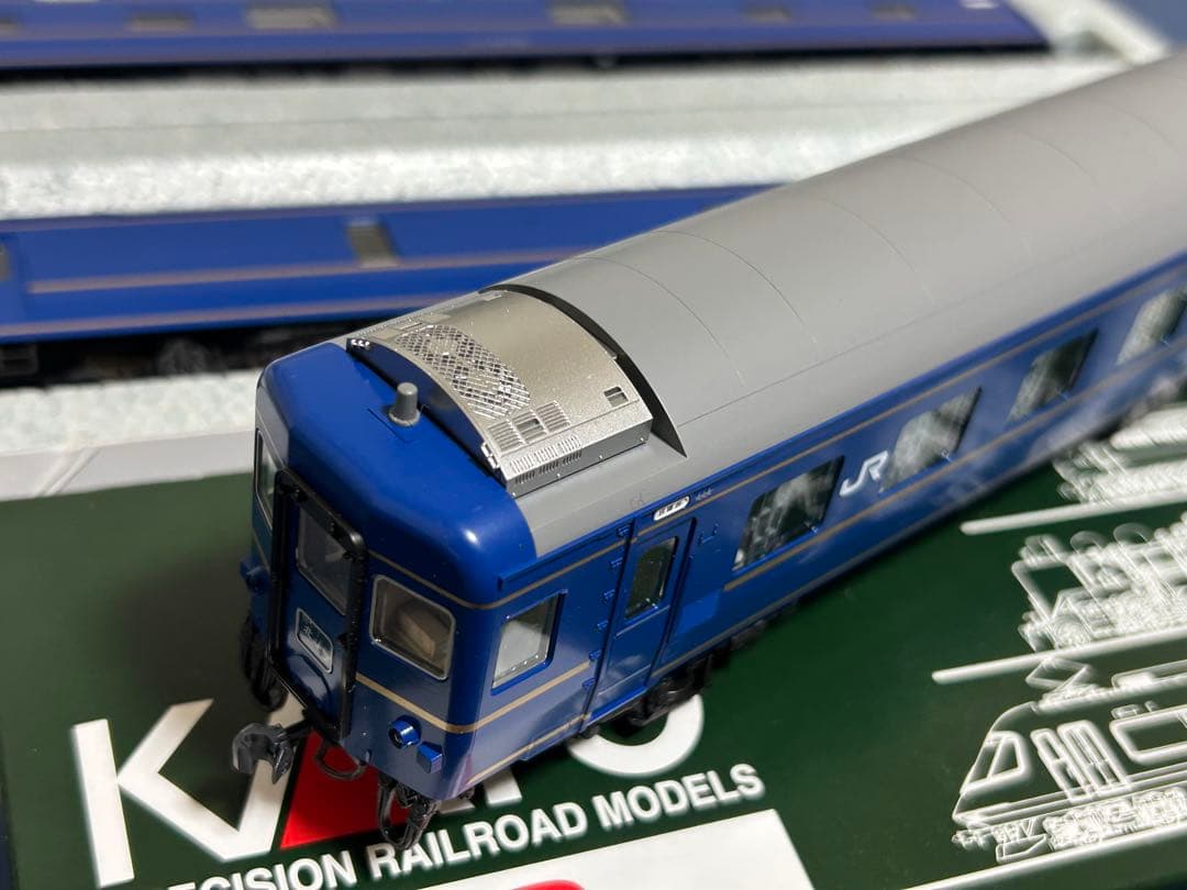 KATO (HO) 24系 寝台特急「北斗星」基本セット・オロハネ25 500