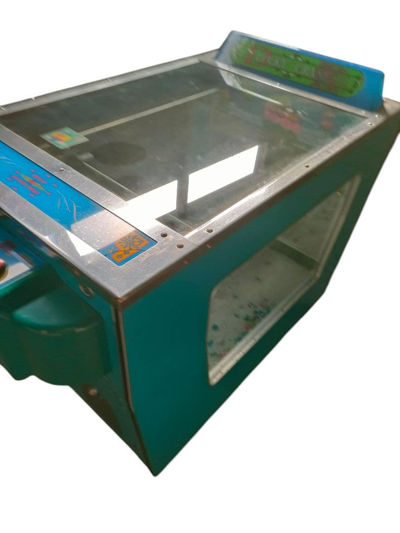 クレーンゲーム　本体　鍵付き　 地域限定配送