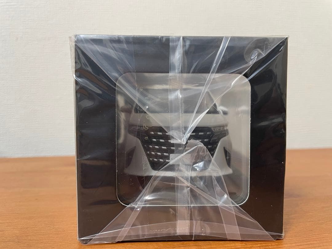 トヨタ 新型アルファード 非売品ミニカー ケース付き - メルカリ