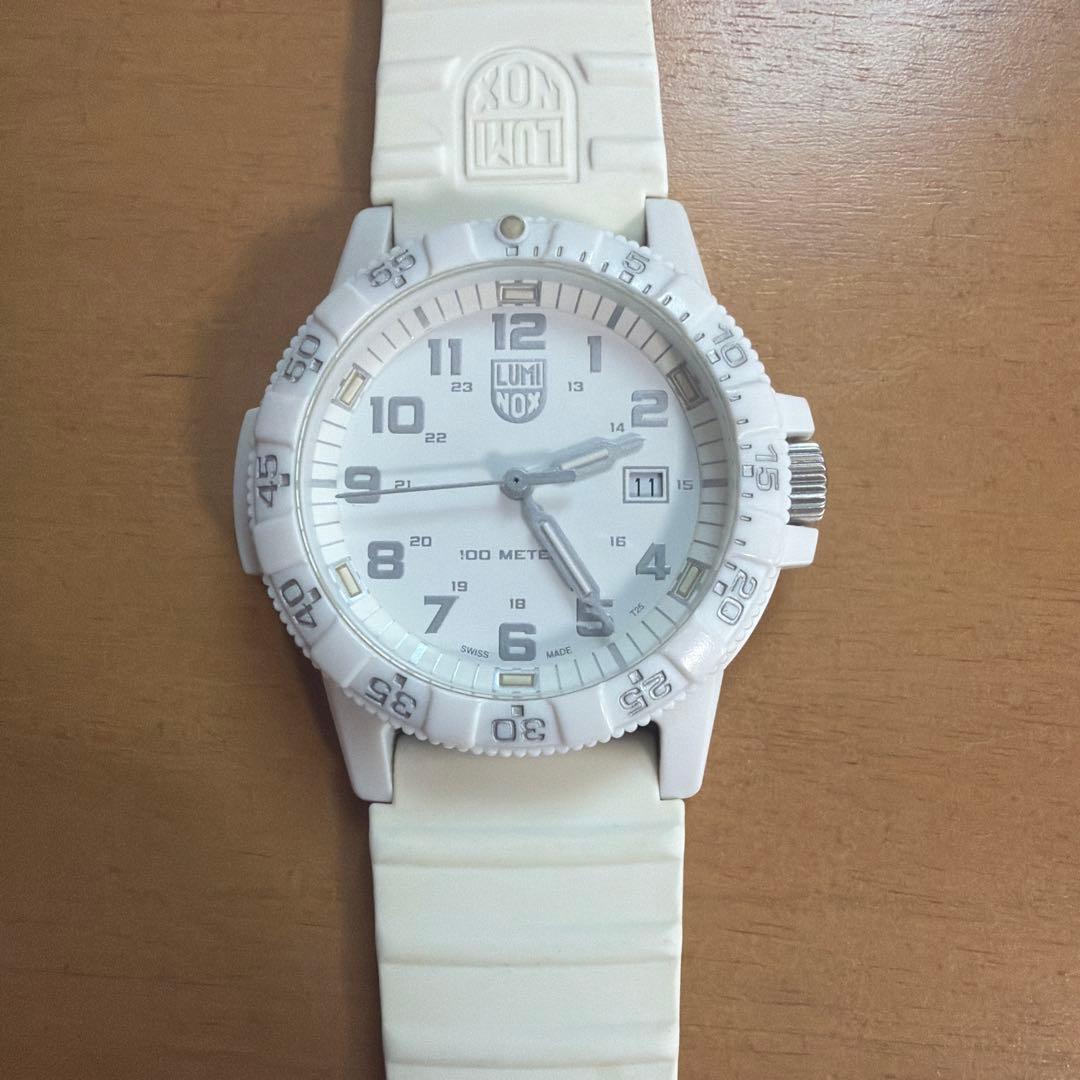 Luminox ホワイト 腕時計 100メートル防水　電池交換済み ミリタリ・時計】LUMINOXの電池交換 ルミノックス クロノグラフ - YouTube
