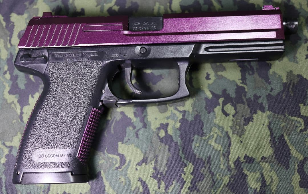 カスタム SOCOM Mk23 エアコッキングガン