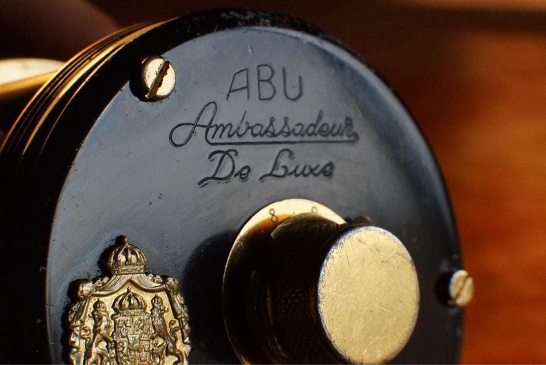 ABU アンバサダー 5000 デラックス メンテ済 フレーム修正済 - メルカリ