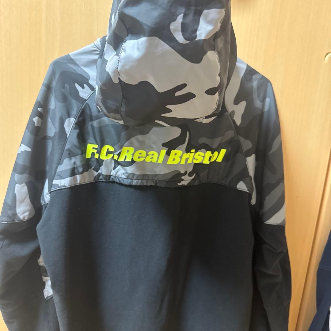 F.C.Real Bristol 迷彩フード付きパーカー M