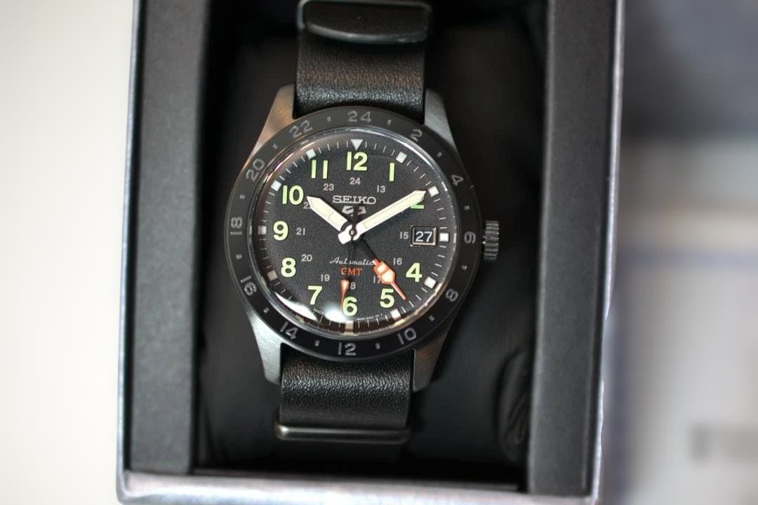 セイコー5スポーツ　SBSC013　GMT　美品 SEIKO 5 SPORTS SBSC013 Field Street Style メカニカル 自動巻 GMT