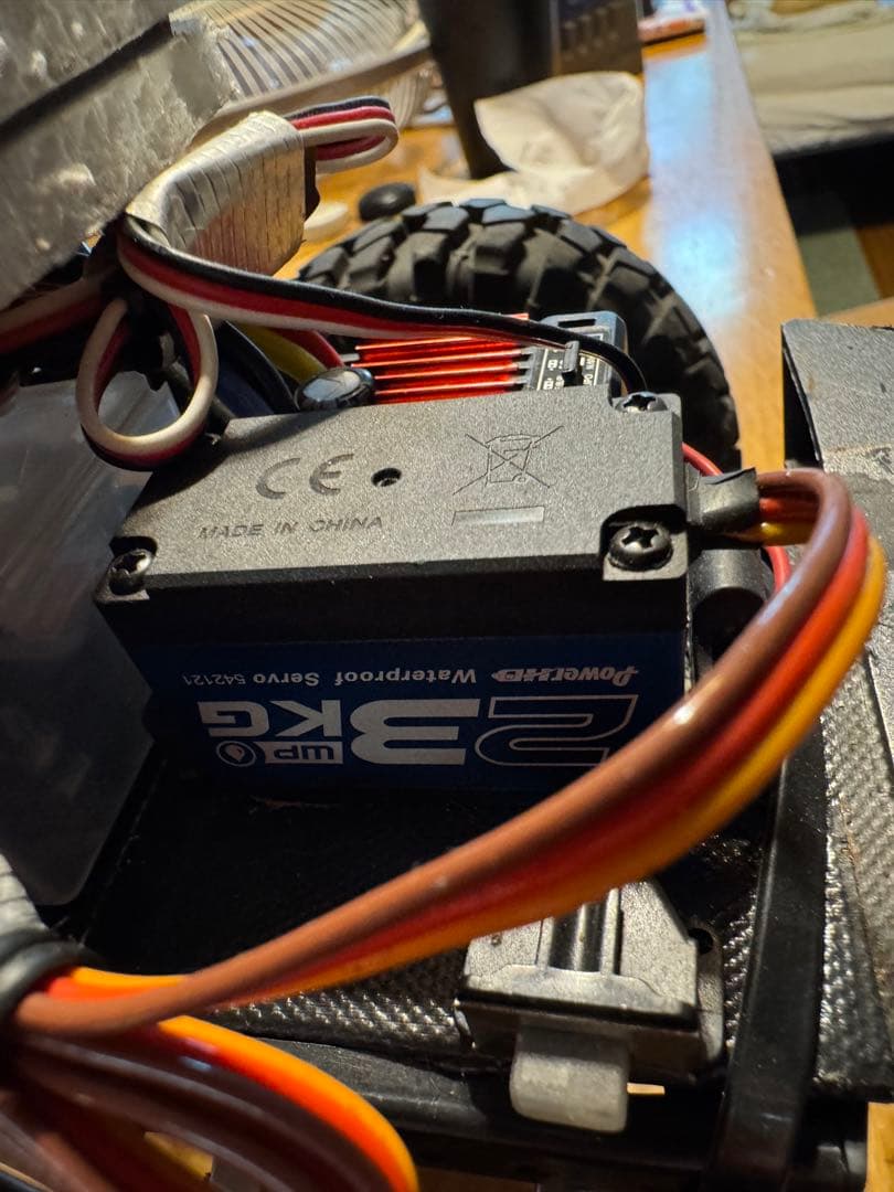 Axial SCX10 JK ラングラー フルカスタム 京商プロポ付