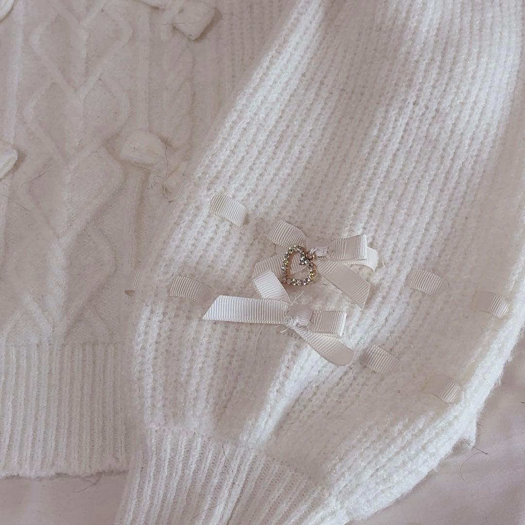 LIZLISA リズリサ モヘアタッチポンポンニットトップス ホワイト 白