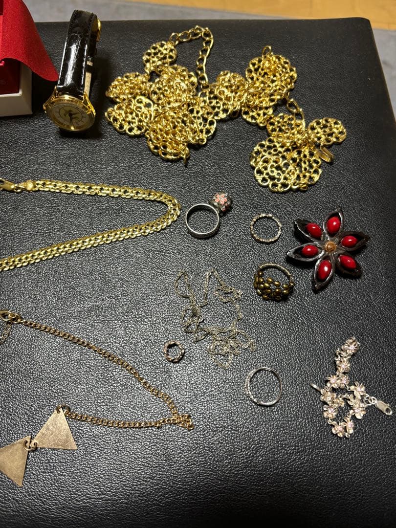 ピ*ラ様 遺品整理 ゴールドアクセサリーセット 750刻印