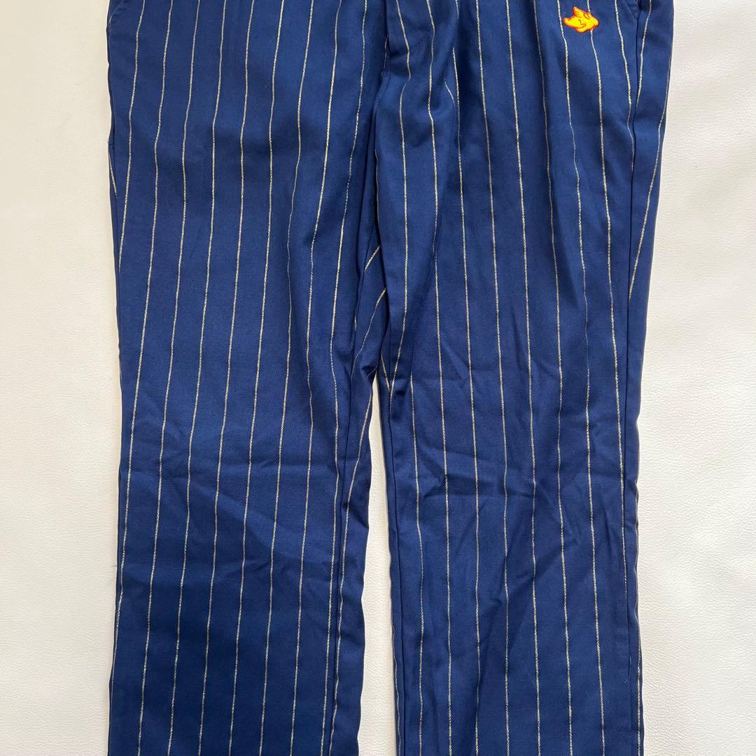 大きいサイズ】パーリーゲイツ ゴルフパンツ ストライプ 紺×金 花柄