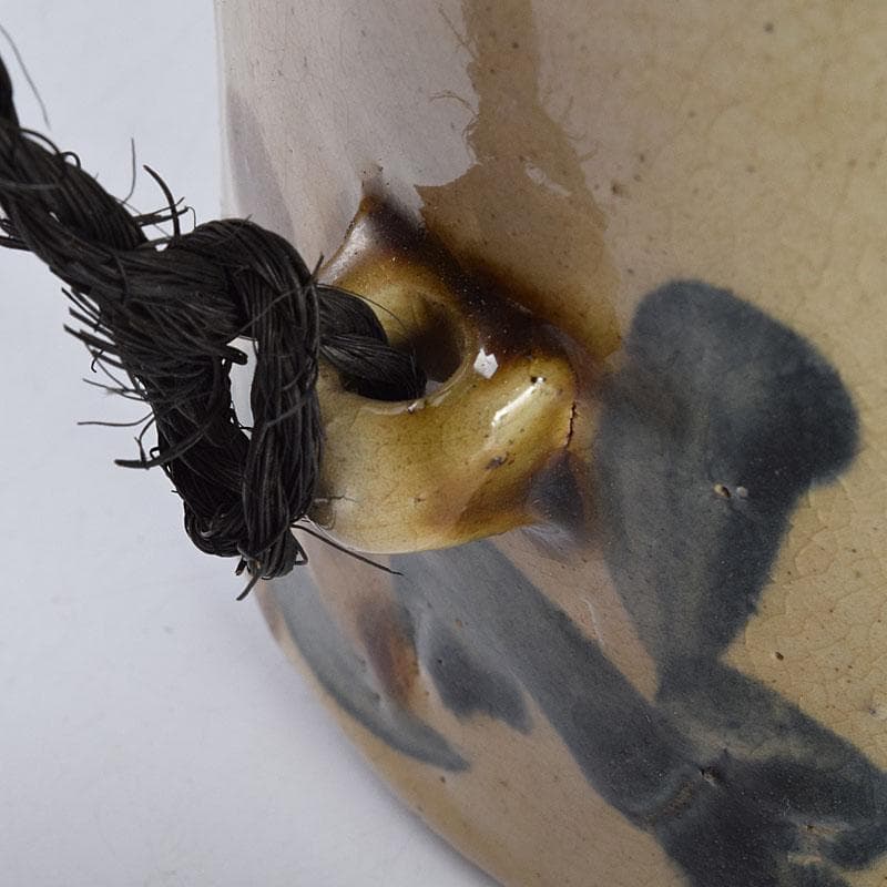 沖縄 琉球焼 壺屋焼 小橋川製陶所 仁王窯造 花文 抱瓶 共箱 C 8899