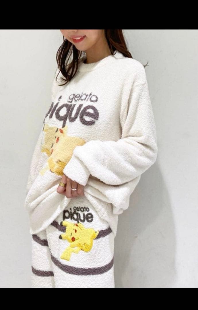 ☆ストア限定☆ジェラートピケ×ポケモンスリーブ IVR ピカチュウ