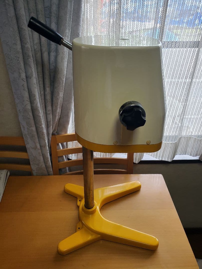 スジャータ めいらくカップアイス抽出機(手動式)Oneshot - メルカリ