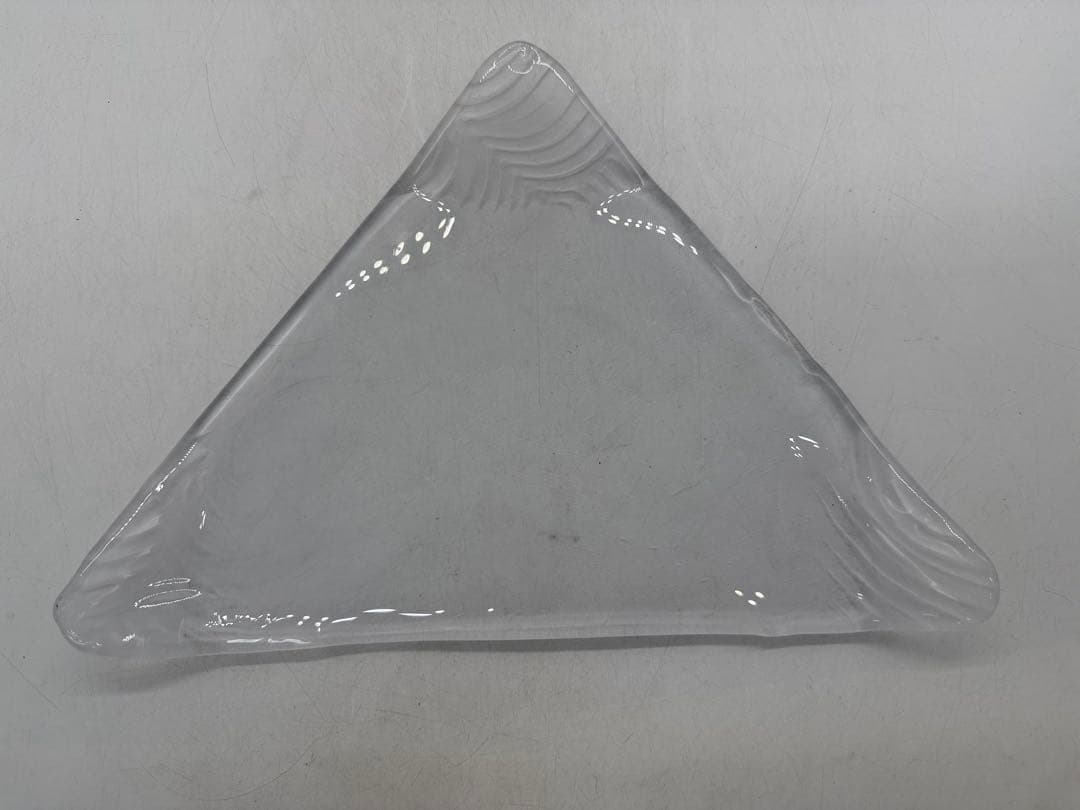 坂田甚内作　ガラス2点　三角　送料込み250611