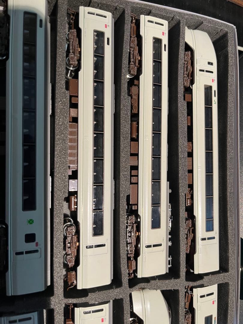 最*層様 ジャンク！KATO10-173+KATO 10-174 651系 11