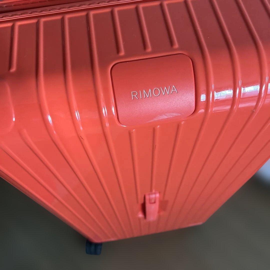 超美品リモワトランクプラス オレンジ 1度使用限定色 - メルカリ