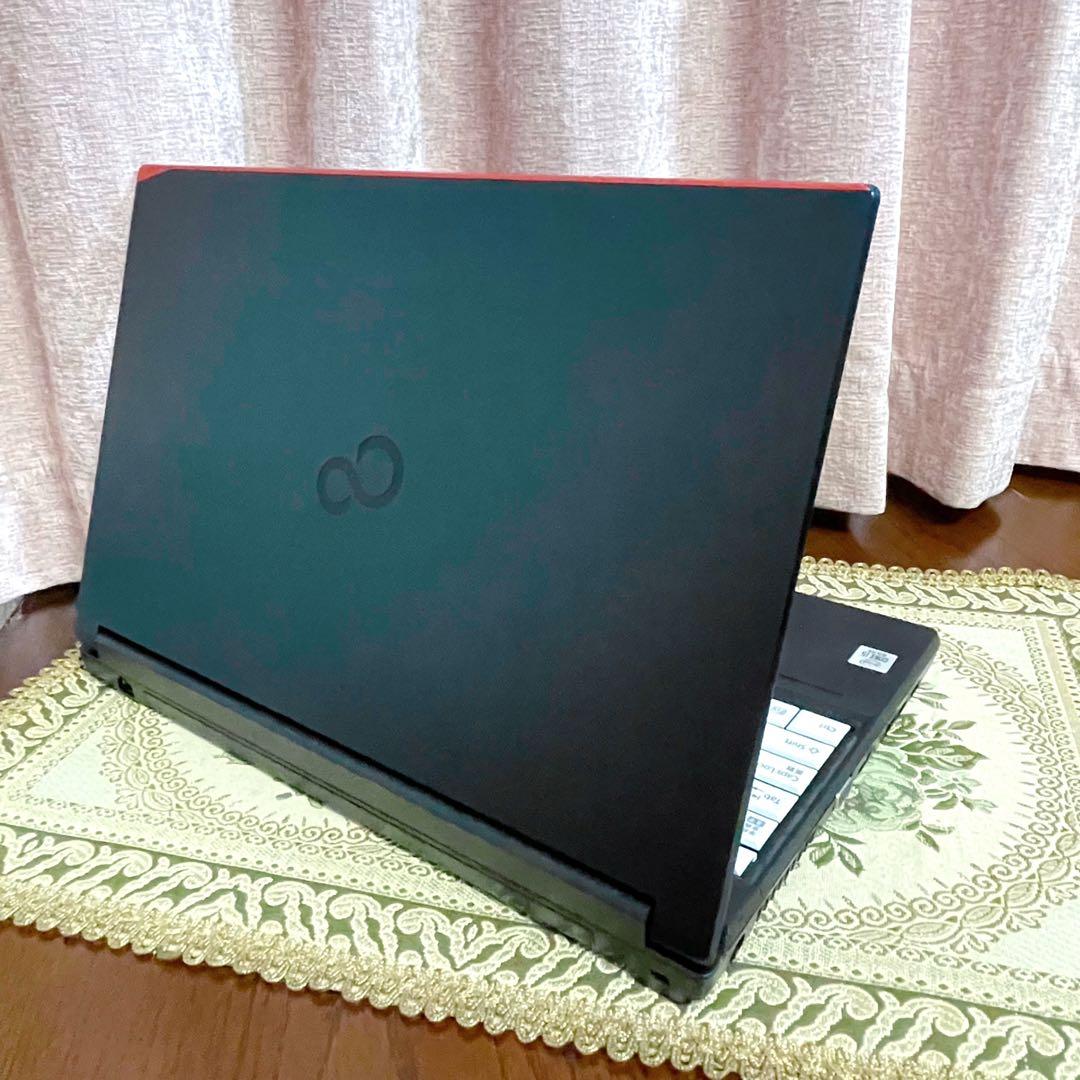 極美品⭐︎第10世代Corei5⭐︎SSD⭐︎ノートパソコン⭐︎オフィス付き