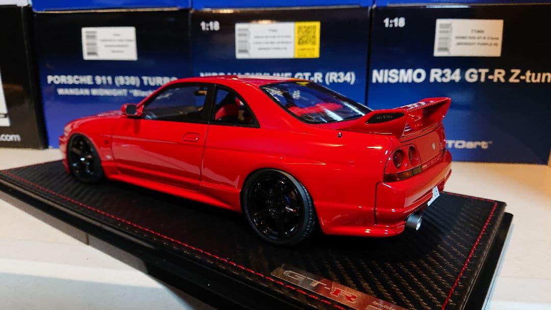 イグニッションモデル 1/18 日産 スカイラインGT-R　R33　車両のみ