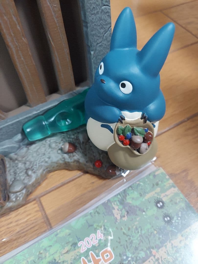 となりのトトロ　ジオラマカレンダー　草壁家の軒下2024