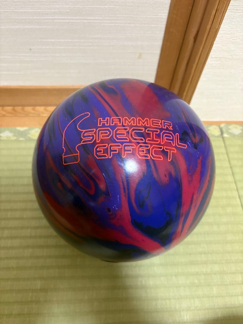 スペシャルエフェクト ボウリングボール - メルカリ