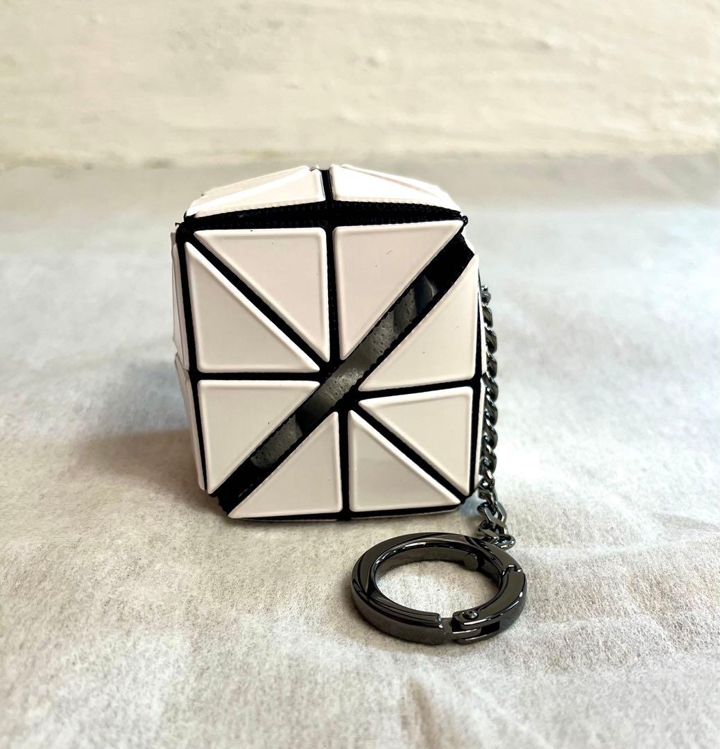 バオバオ 新品 イッセイミヤケ ミニキューブチャームボックスキューブ