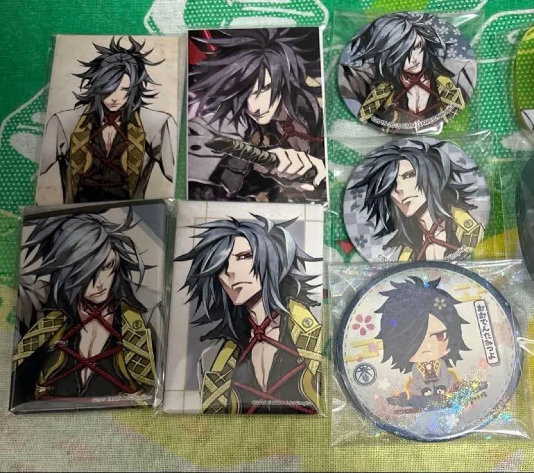 刀剣乱舞 大典太光世 スクエア缶バッジ セット - メルカリ