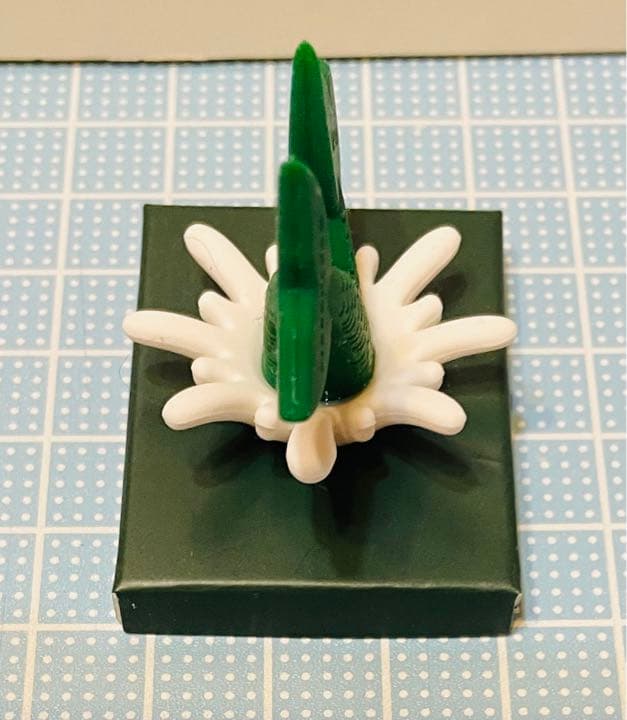 スターバックス　ヨーロッパ，人魚のしっぽトッパー