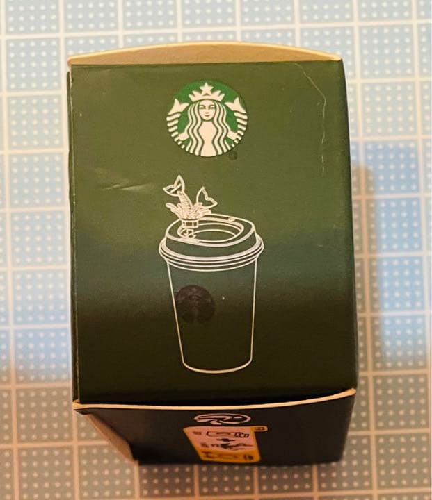 スターバックス　ヨーロッパ，人魚のしっぽトッパー
