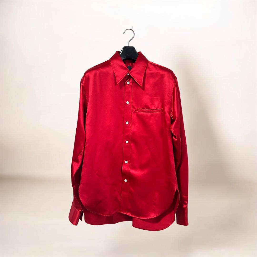 OUAT オフィスシャツ RED サイズ3 ヴィンテージサテン 試着のみ サテンシャツ 無地 光沢 ステージ衣装 ユニフォーム 発表会 ドレス