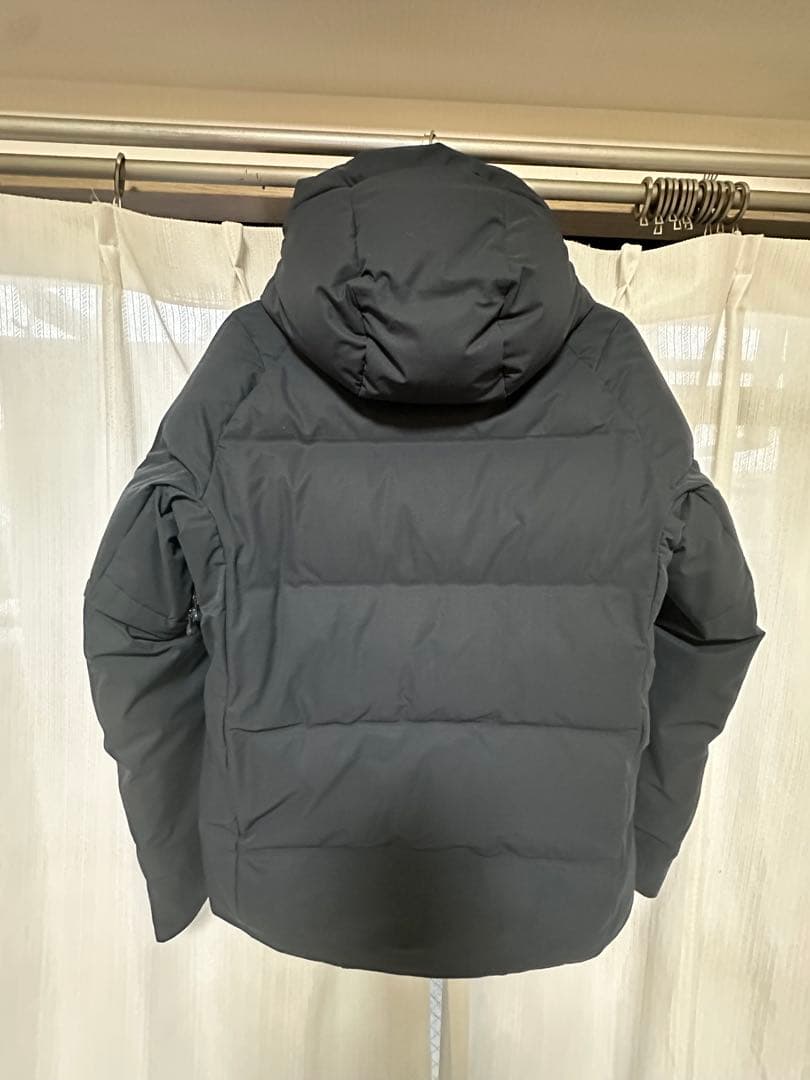 美品・ギャランティカードあり】DESCENTE水沢ダウン マウンテニア