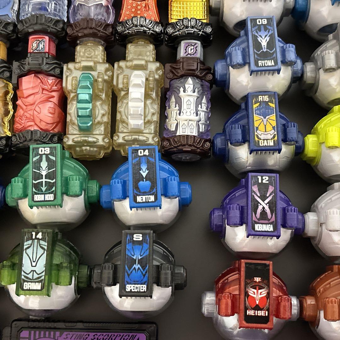 仮面ライダー　ゼロワンドライバー　等　パーツ　まとめ売り