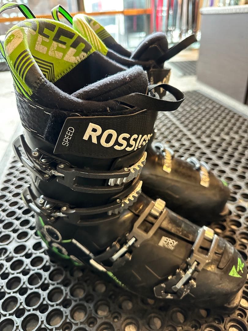 Rossignol スキーブーツ - メルカリ