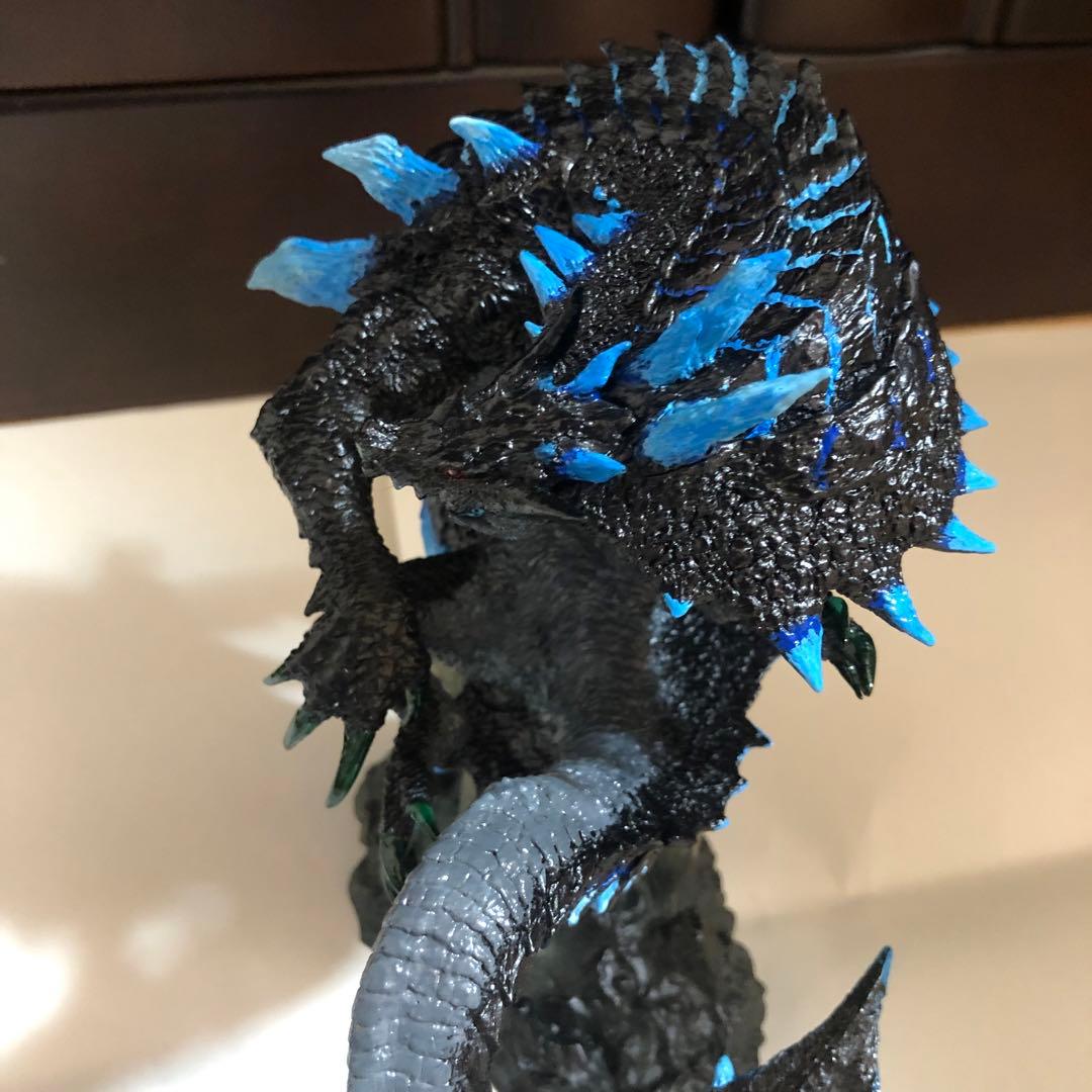 塗装済み ラギアクルス希少種 クリエイターズモデル フィギュア - メルカリ