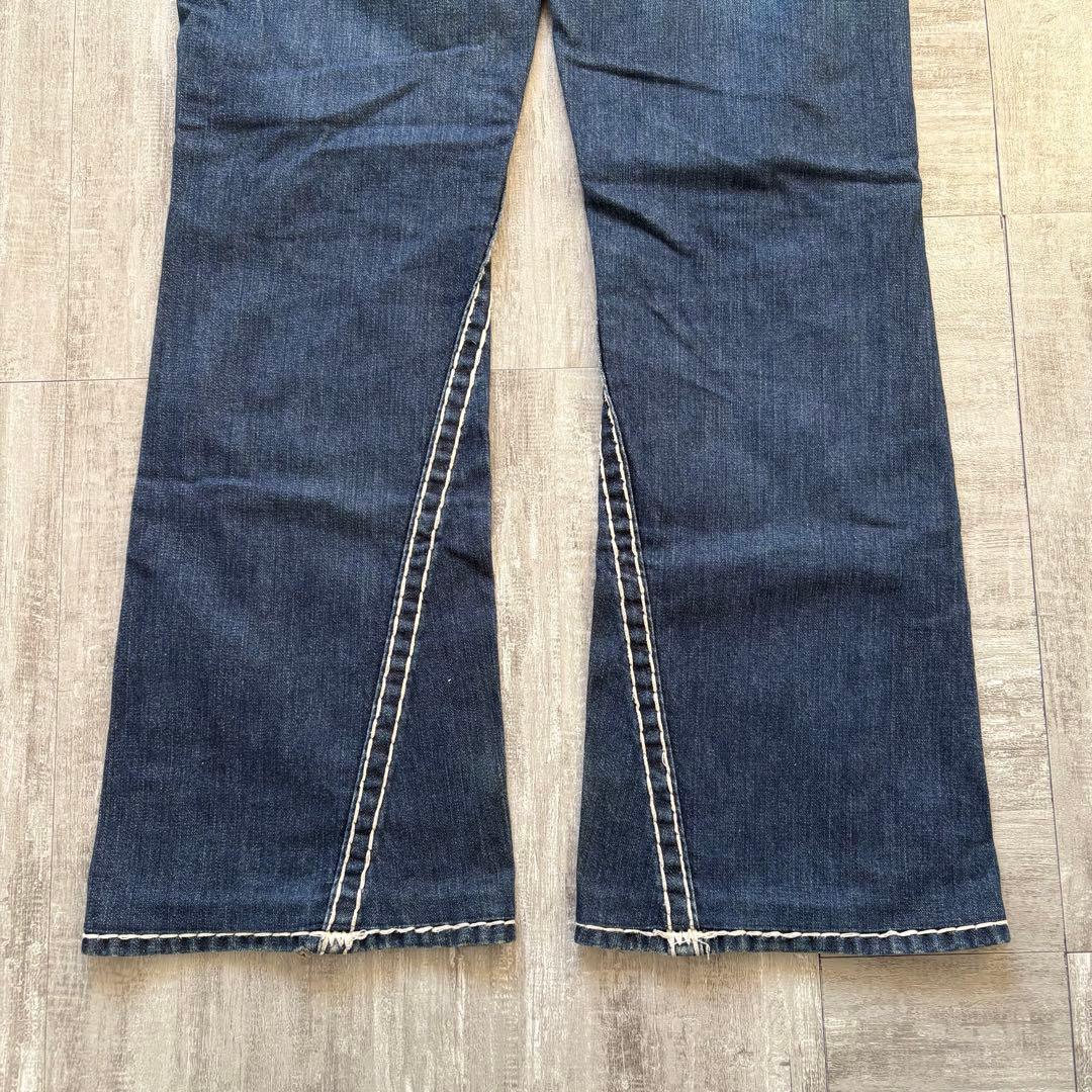 TRUE RELIGION joey super t フレア 白ステッチ 30 - メルカリ
