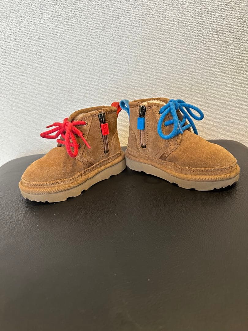 UGGキッズムートン14.5cm/チェスナット/限定セサミストリートコラボ