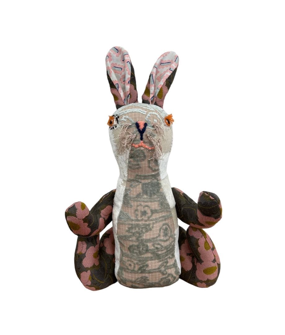 ミナペルホネン × ナタリーレテ　Animal dolls ウサギ POMPON