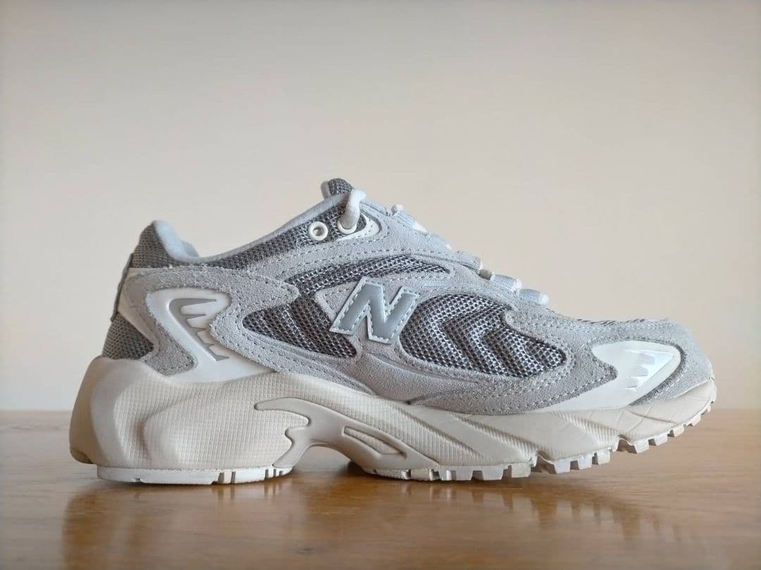ニューバランス　ML725AA　グレー　23.5cm