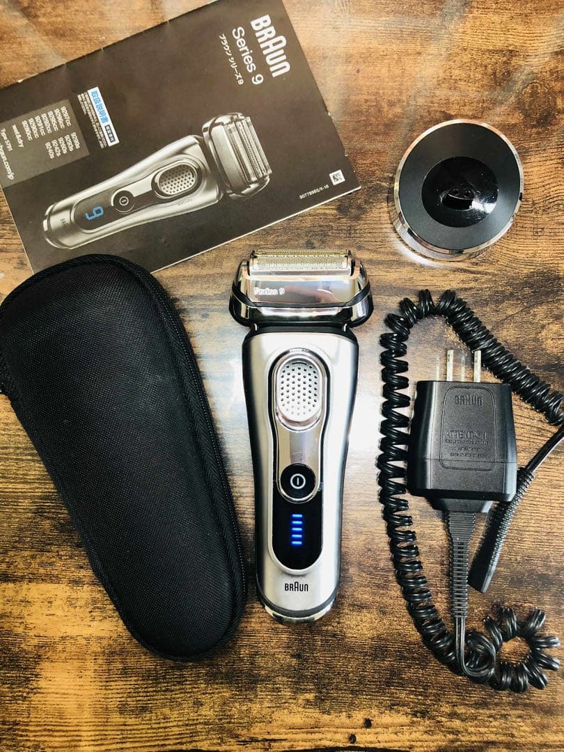 【ころてん】BraunSeries9 9260sメンズ電気シェーバー ブラウン9シリーズ 9260s-v｜Yahoo!フリマ（旧PayPayフリマ）